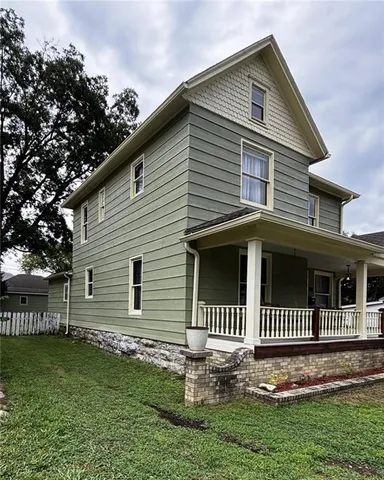 $209,900 | 1130 South Santa Fe Avenue, Chanute, KS 66720