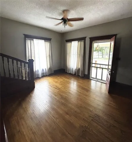 $209,900 | 1130 South Santa Fe Avenue, Chanute, KS 66720