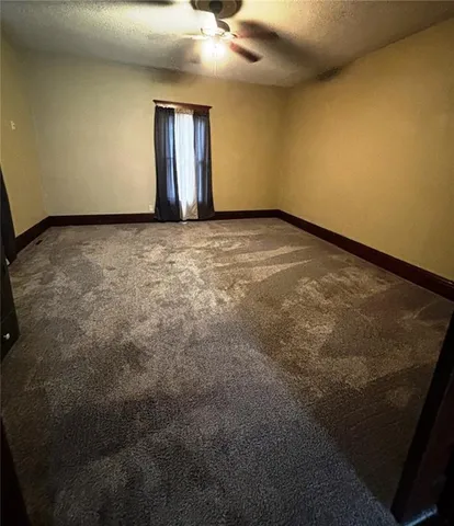 $209,900 | 1130 South Santa Fe Avenue, Chanute, KS 66720