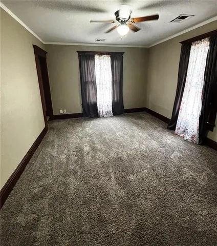 $209,900 | 1130 South Santa Fe Avenue, Chanute, KS 66720