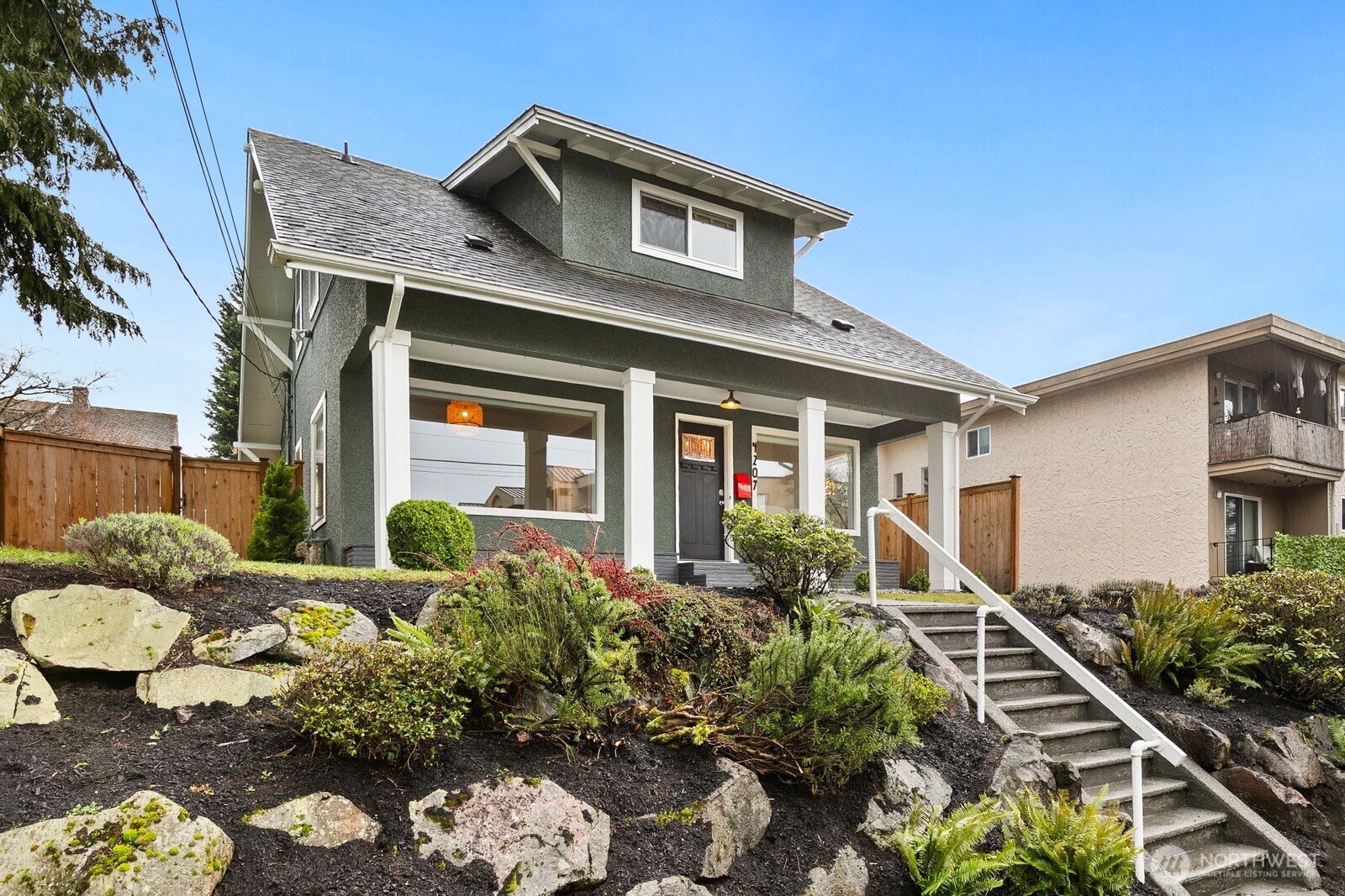4207 Southwest Manning Street Seattle, WA 98116 - Photo 1 of 28