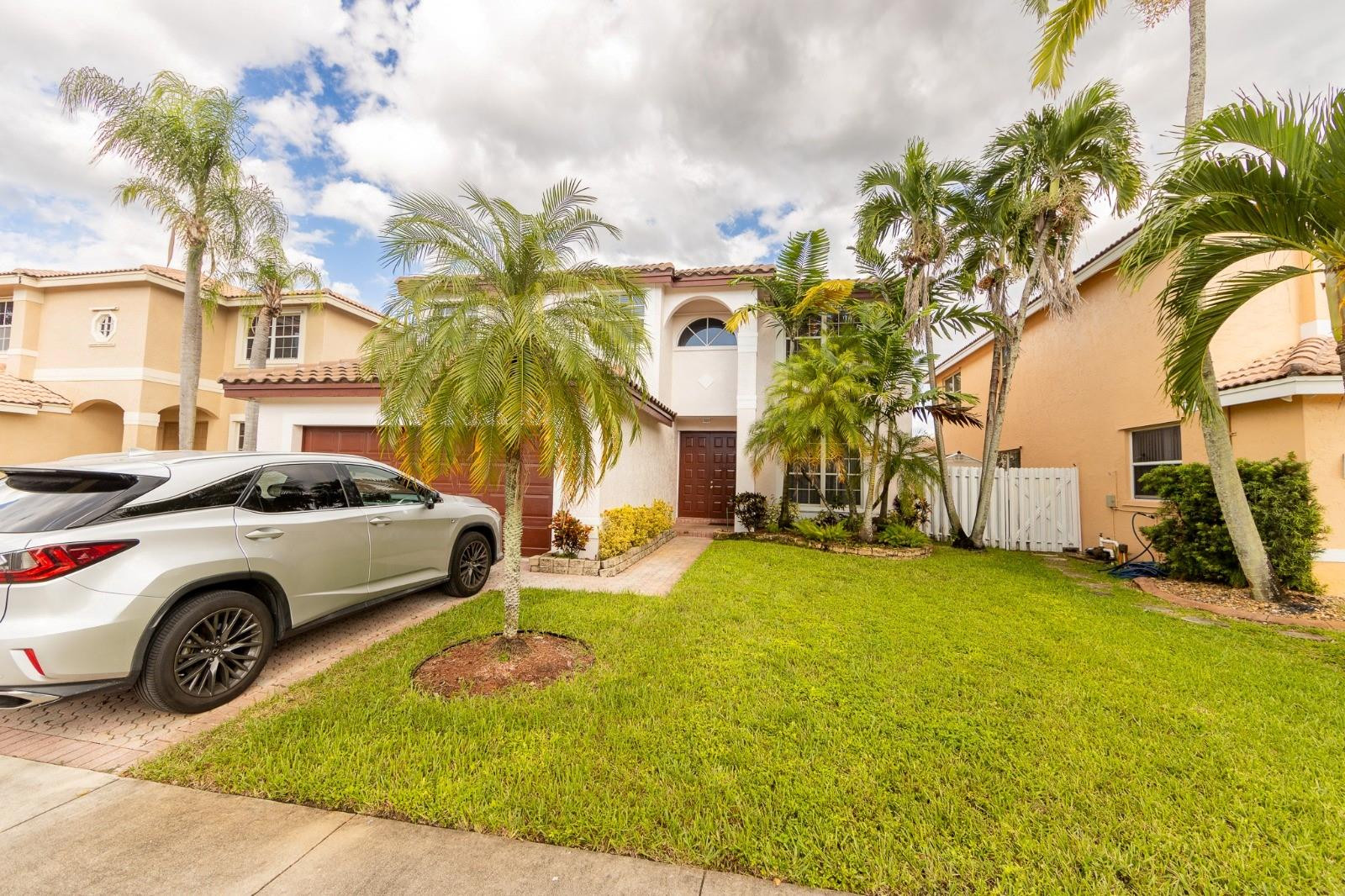 3375 Southwest 181st Terrace Miramar, FL 33029 - Photo 3 of 39 Photo 3