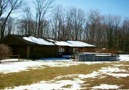413 Nutt Road Grove City, PA 16127 - Photo 2 of 6