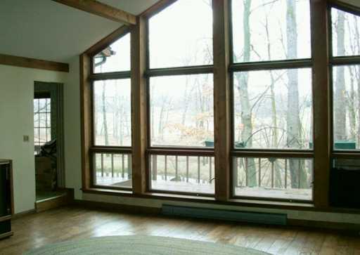 413 Nutt Road Grove City, PA 16127 - Photo 5 of 6