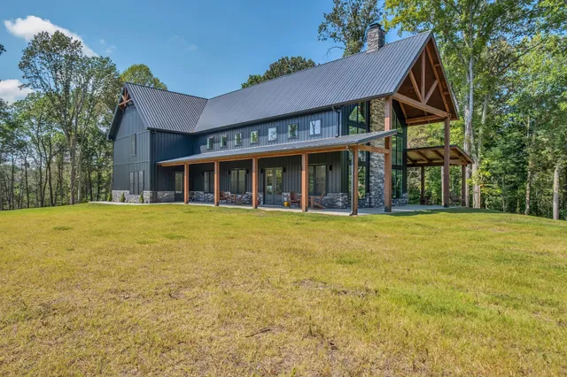 $1,550,000 | 3573 Sandy Springs Road, Cedar Hill, TN 37032