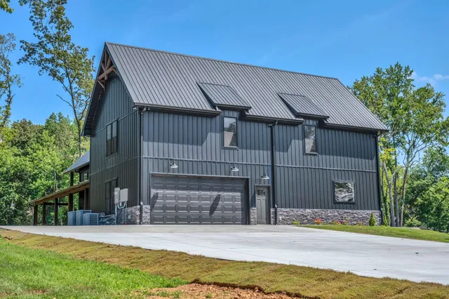 $1,550,000 | 3573 Sandy Springs Road, Cedar Hill, TN 37032