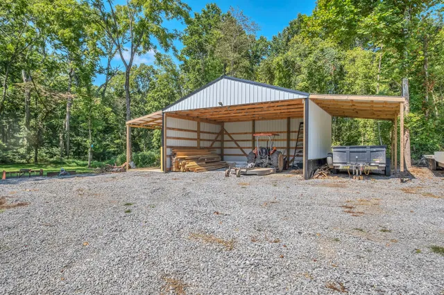 $1,550,000 | 3573 Sandy Springs Road, Cedar Hill, TN 37032