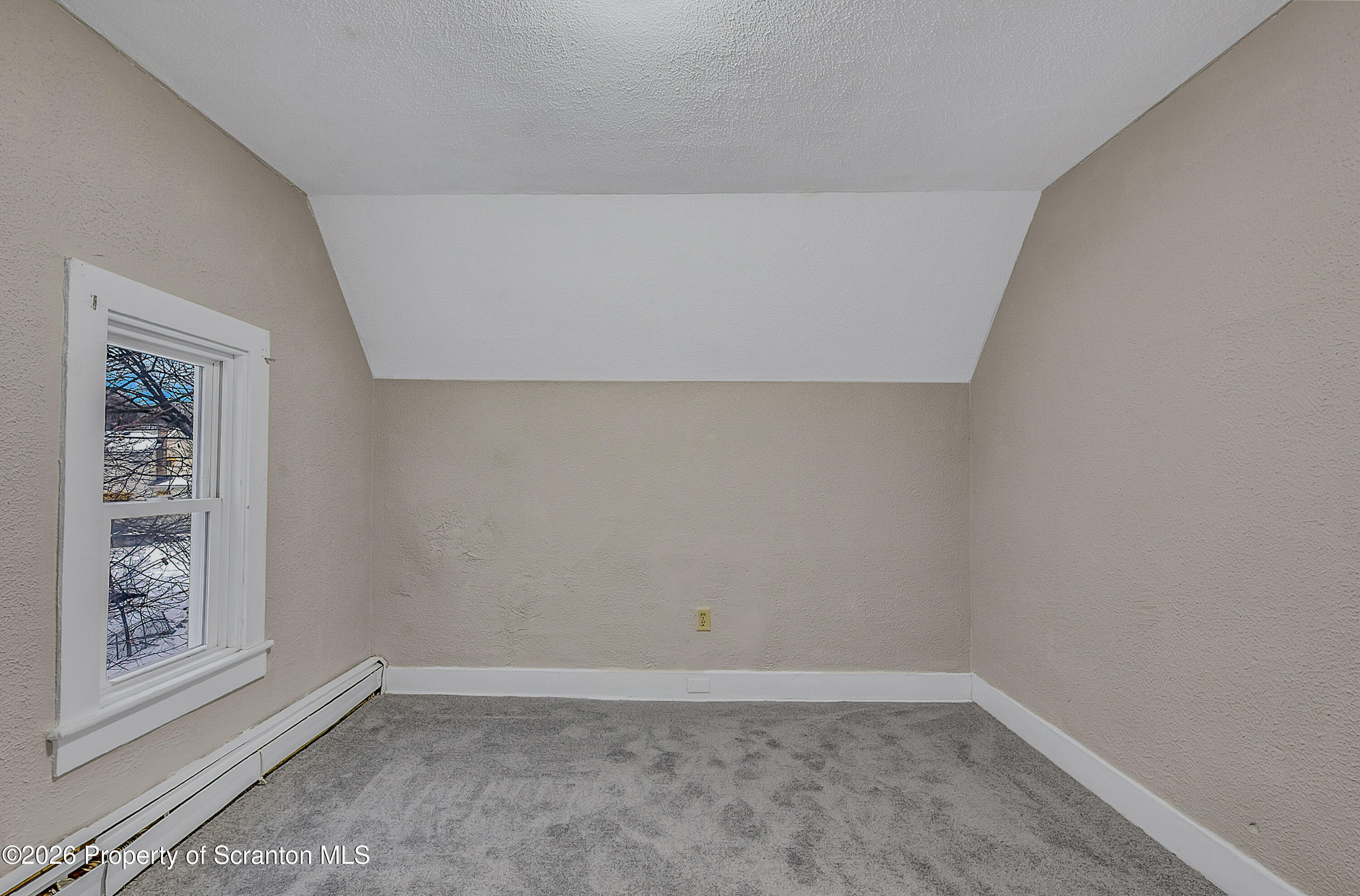 2513 North Main Avenue, Unit 2 Scranton, PA 18508 - Photo 16 of 19 a view of room