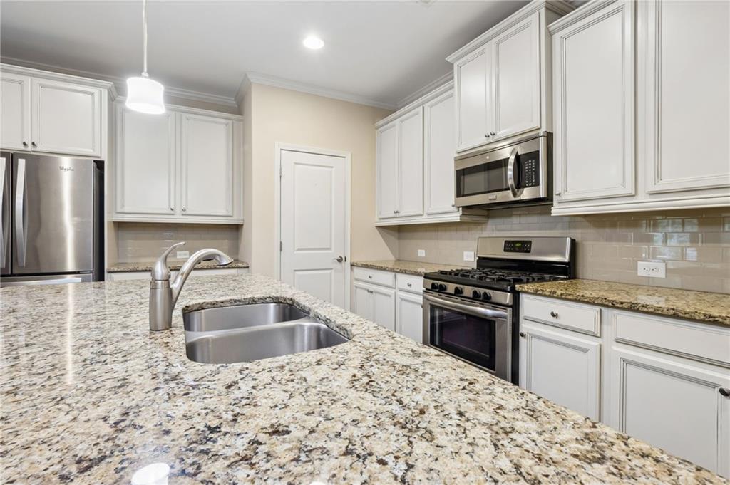 557 Butterfly Lane Braselton, GA 30517 - Photo 20 of 61
