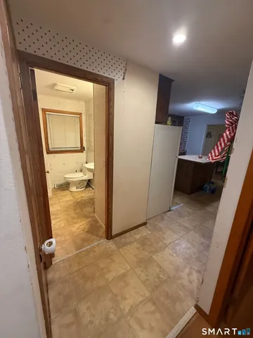 $289,900 | 2 Sharren Lane, Enfield, CT 06082