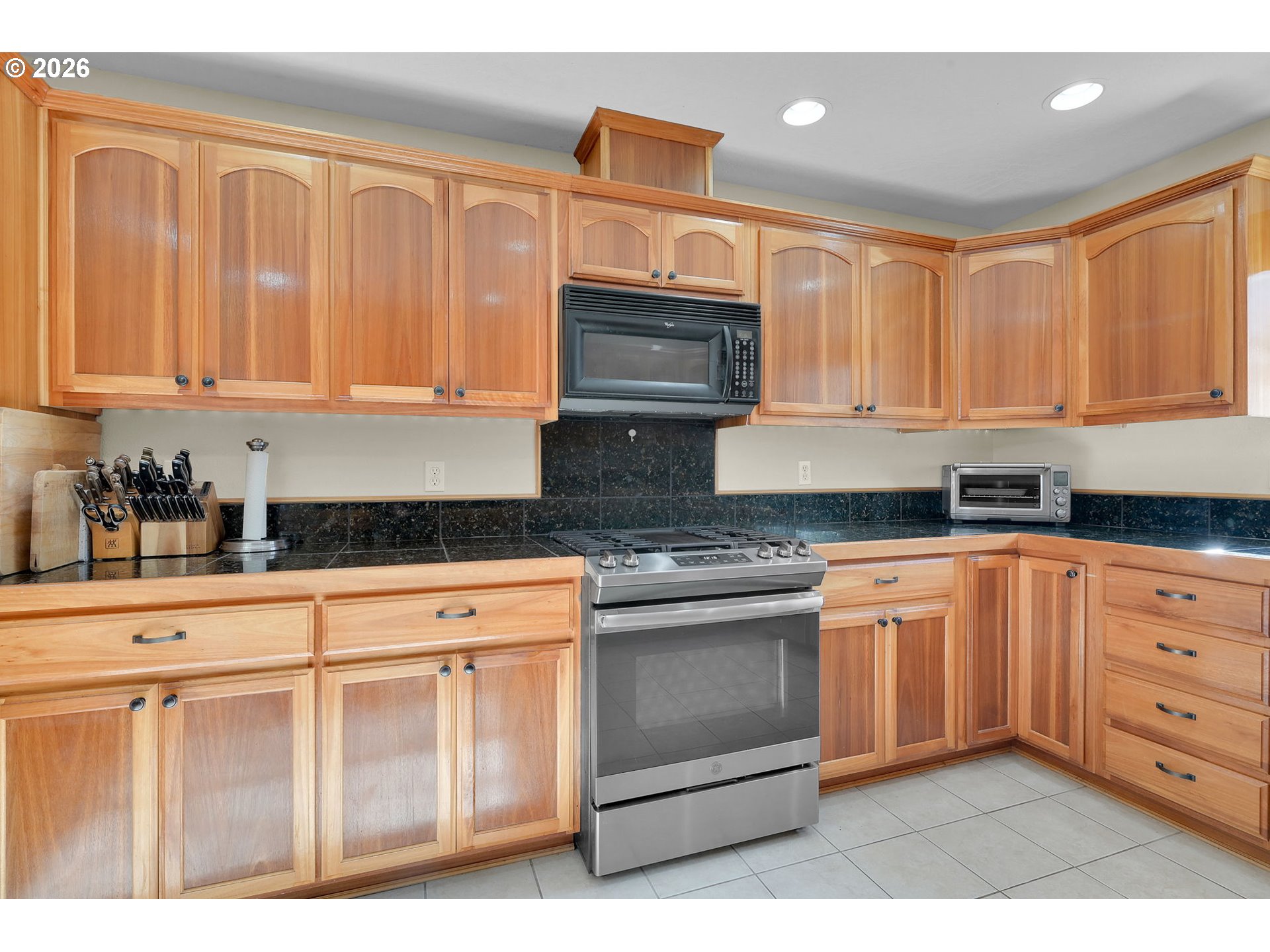 3533 Ambleside Drive Springfield, OR 97477 - Photo 9 of 42