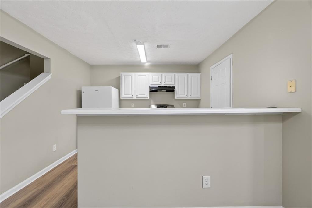 3159 Panthers Trace Decatur, GA 30034 - Photo 13 of 39 a kitchen with refrigerator and window