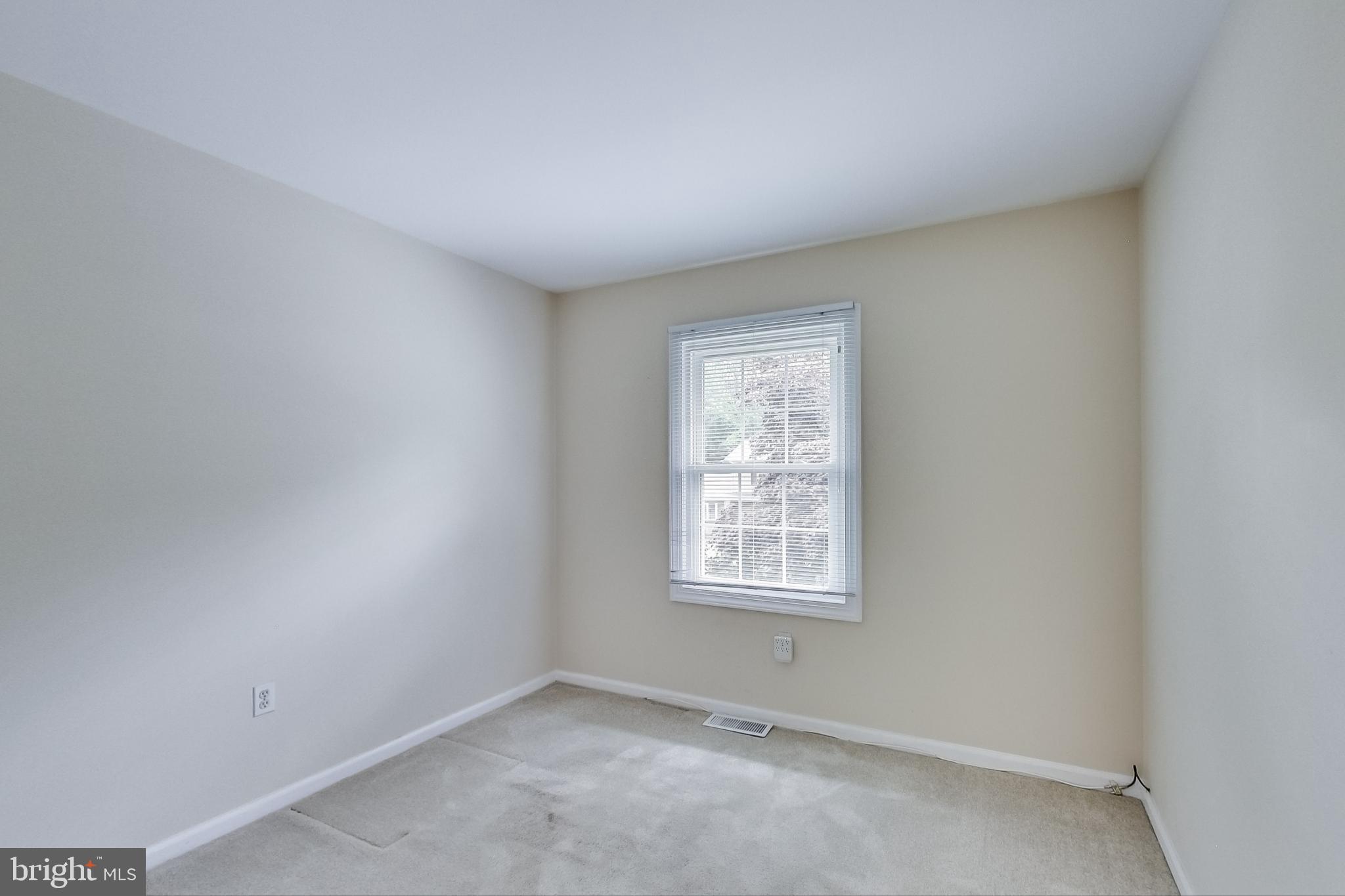 927 Fall Ridge Way Gambrills, MD 21054 - Photo 13 of 34 Bedroom #3