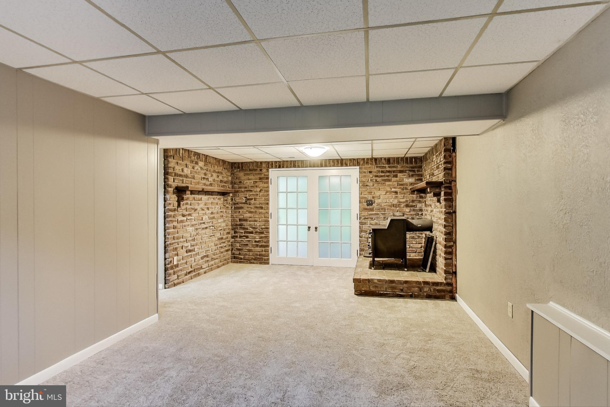 927 Fall Ridge Way Gambrills, MD 21054 - Photo 17 of 34 Family Room