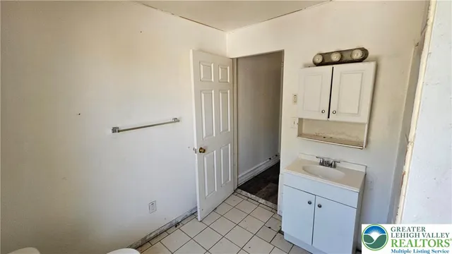 $189,900 | 440 North 4th Street, Allentown, PA 18102