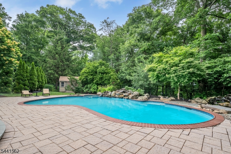 4 Ashley Drive Flanders, NJ 07836 - Photo 12 of 48