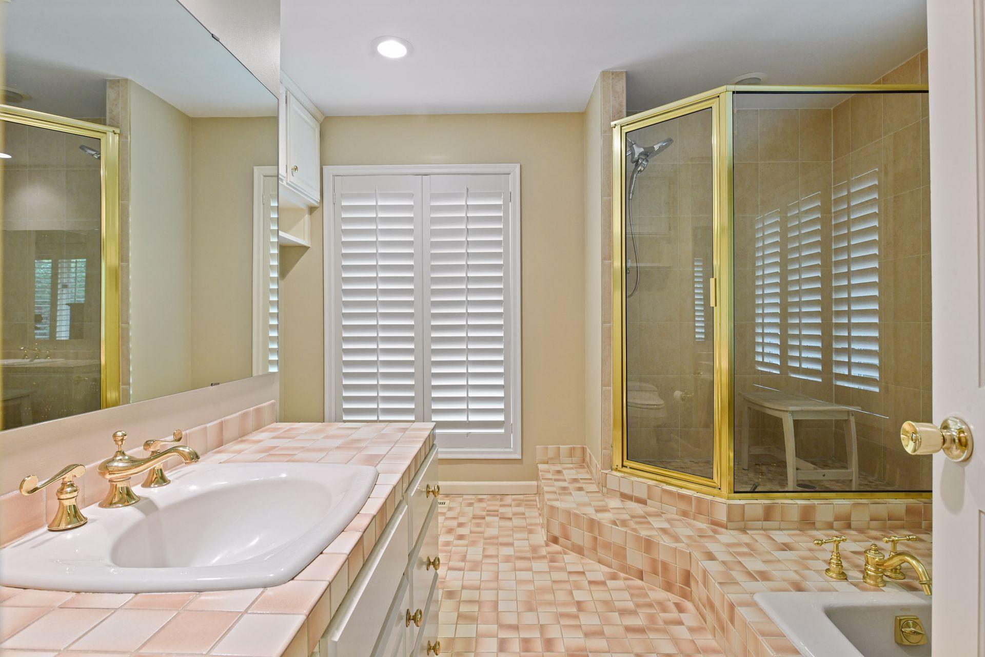 2322 Sheridan Hills Road Minnetonka, MN 55391 - Photo 35 of 58 Gallery Image 35