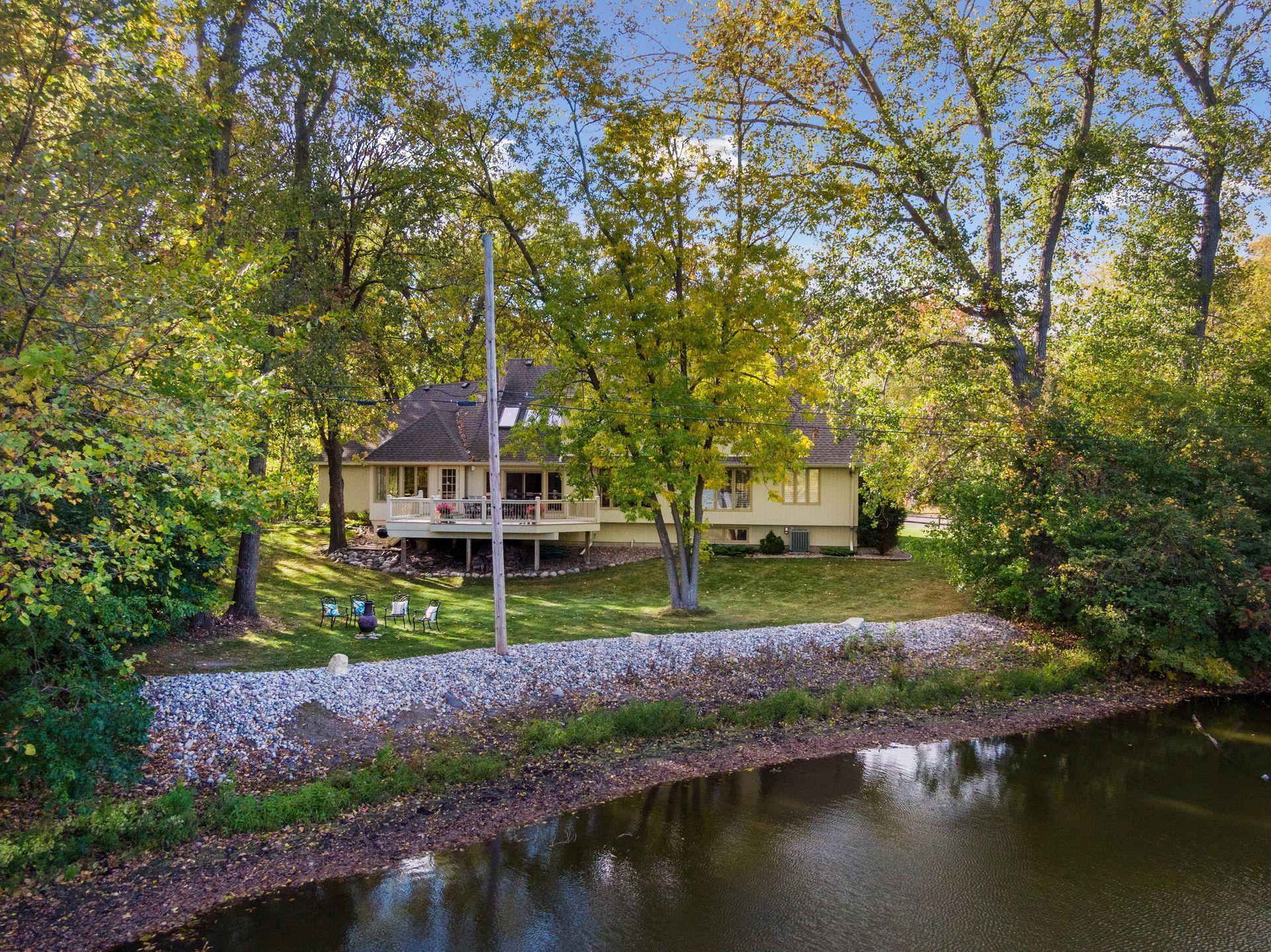 2322 Sheridan Hills Road Minnetonka, MN 55391 - Photo 5 of 58 Gallery Image 5