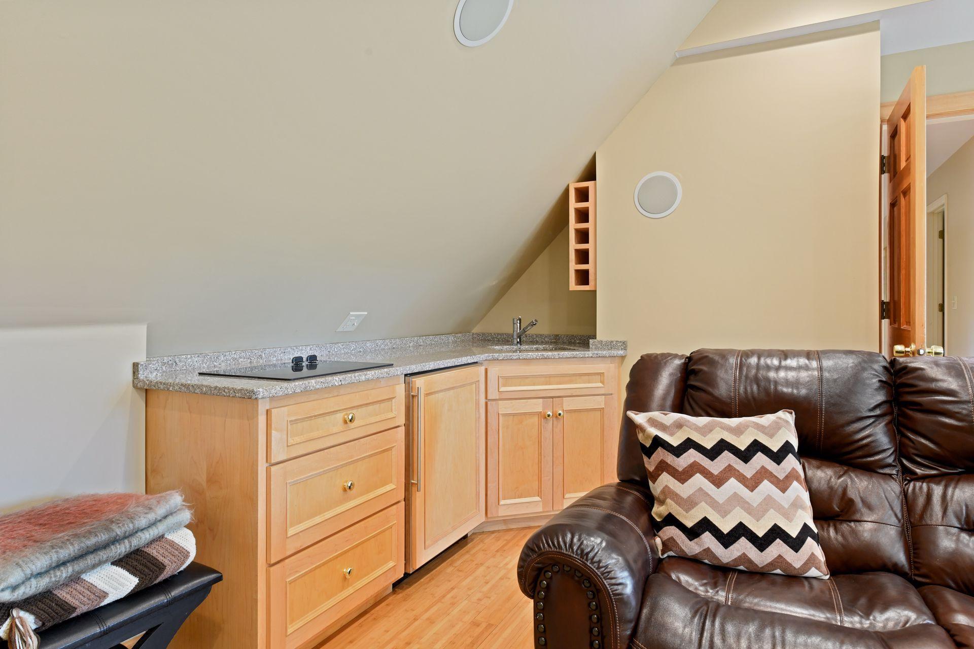 2322 Sheridan Hills Road Minnetonka, MN 55391 - Photo 45 of 58 Gallery Image 45