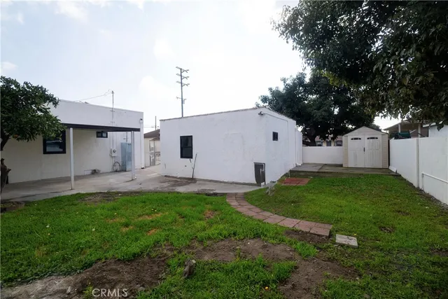 $925,000 | 16919 Ardmore Avenue, Bellflower, CA 90706