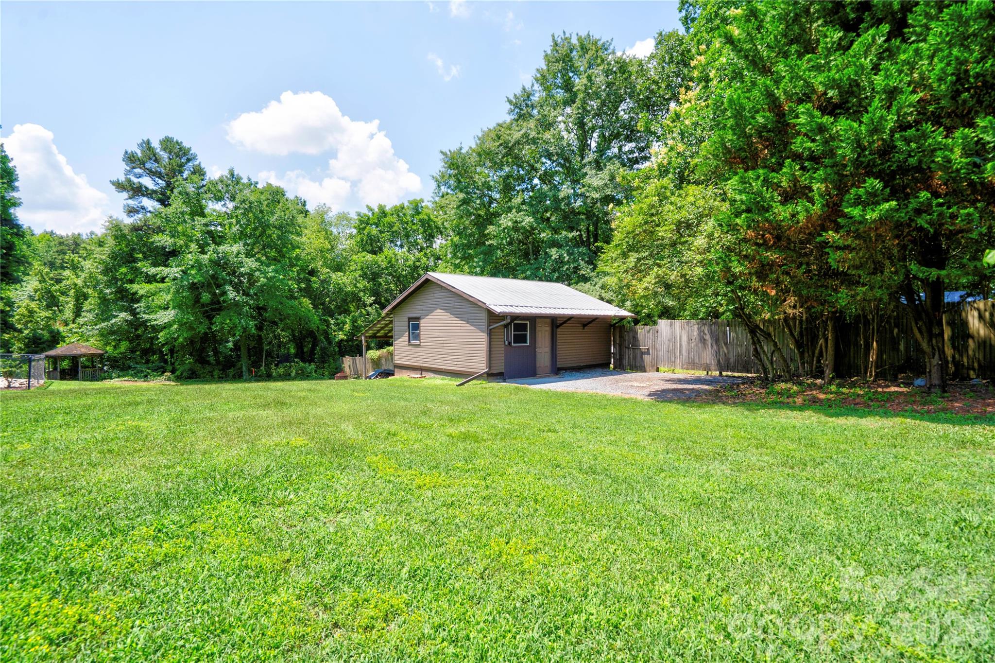 246 Putnam Lake Road Kings Mountain, NC 28086 - Photo 40 of 48