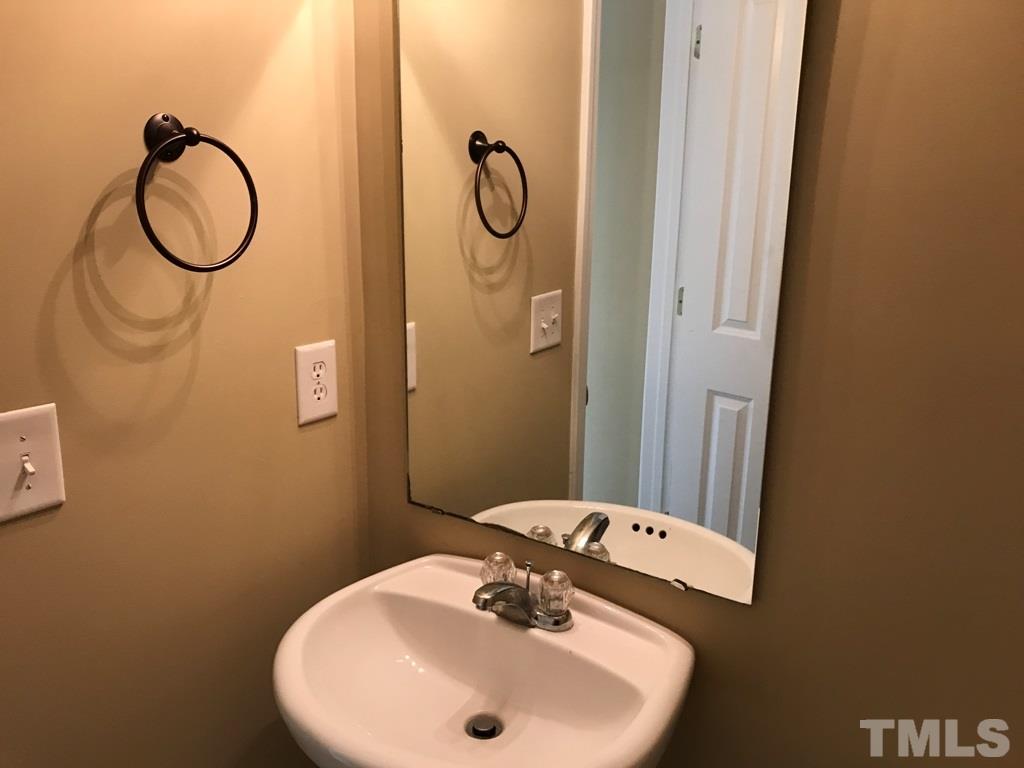 116 Oakton Ridge Place Garner, NC 27529 - Photo 8 of 20 Gallery Image 8