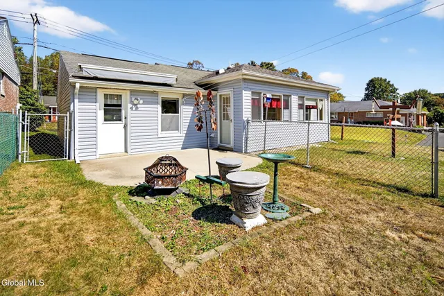 $279,800 | 20 Prout Avenue, Brunswick, NY 12180