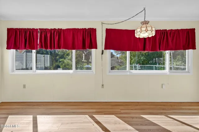 $279,800 | 20 Prout Avenue, Brunswick, NY 12180