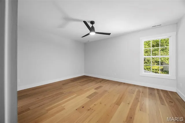 $825,000 | 229 Victor Court, Ballwin, MO 63021