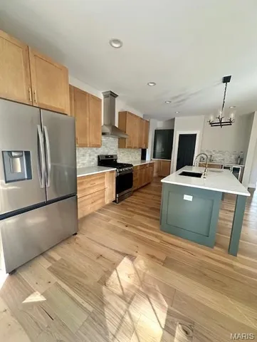 $825,000 | 229 Victor Court, Ballwin, MO 63021