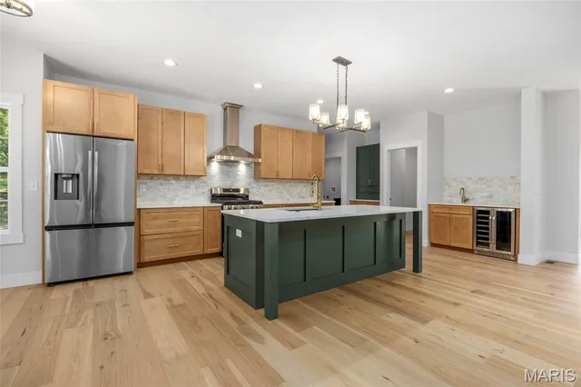 $825,000 | 229 Victor Court, Ballwin, MO 63021