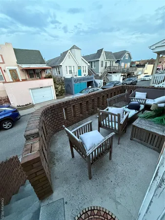 $3,300 | 67 Florida Street, Long Beach, NY 11561