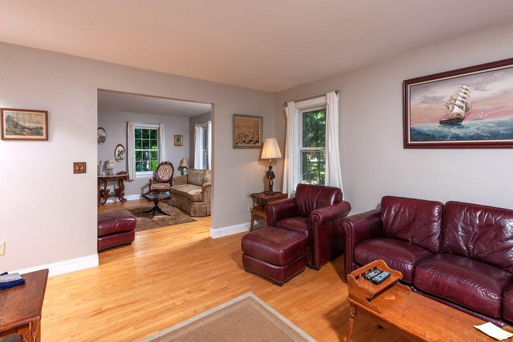 38 Pine Mountain Road Cape Neddick, ME 03902 - Photo 15 of 45 Family room 2