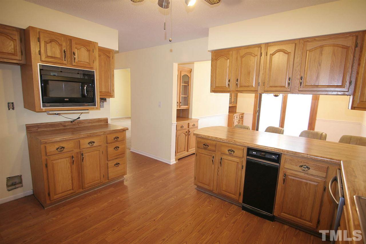 6100 Cliff Edge Trail Raleigh, NC 27613 - Photo 15 of 25