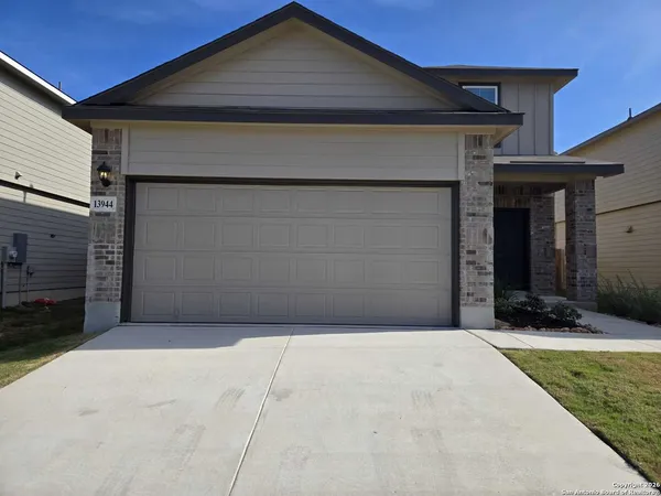 $2,500 | 13944 San Saba Falls, San Antonio, TX 78253