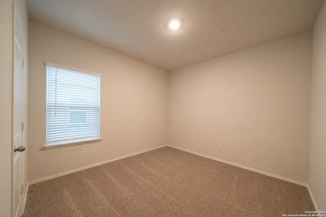 $2,700 | 13944 San Saba Falls, San Antonio, TX 78253