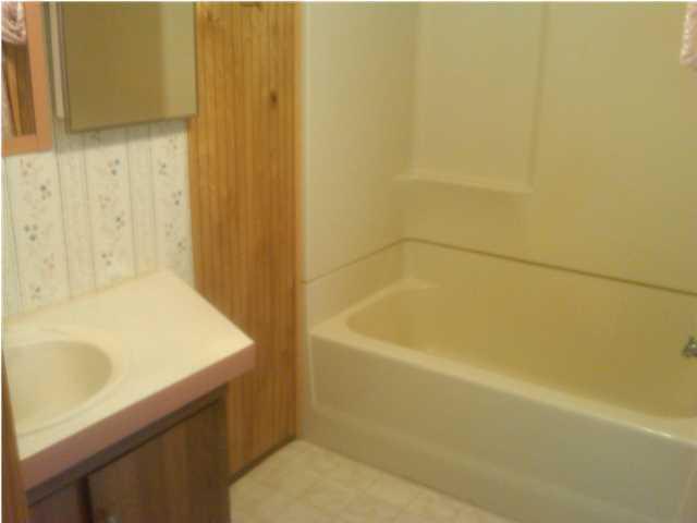 1963 Ranger Drive Cross, SC 29436 - Photo 9 of 12 1963 large bathroom
