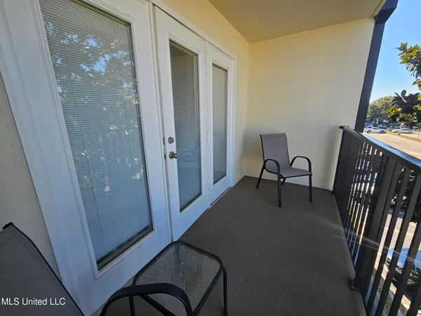 $239,900 | 2046 Beach Boulevard, Unit C311, Biloxi, MS 39531