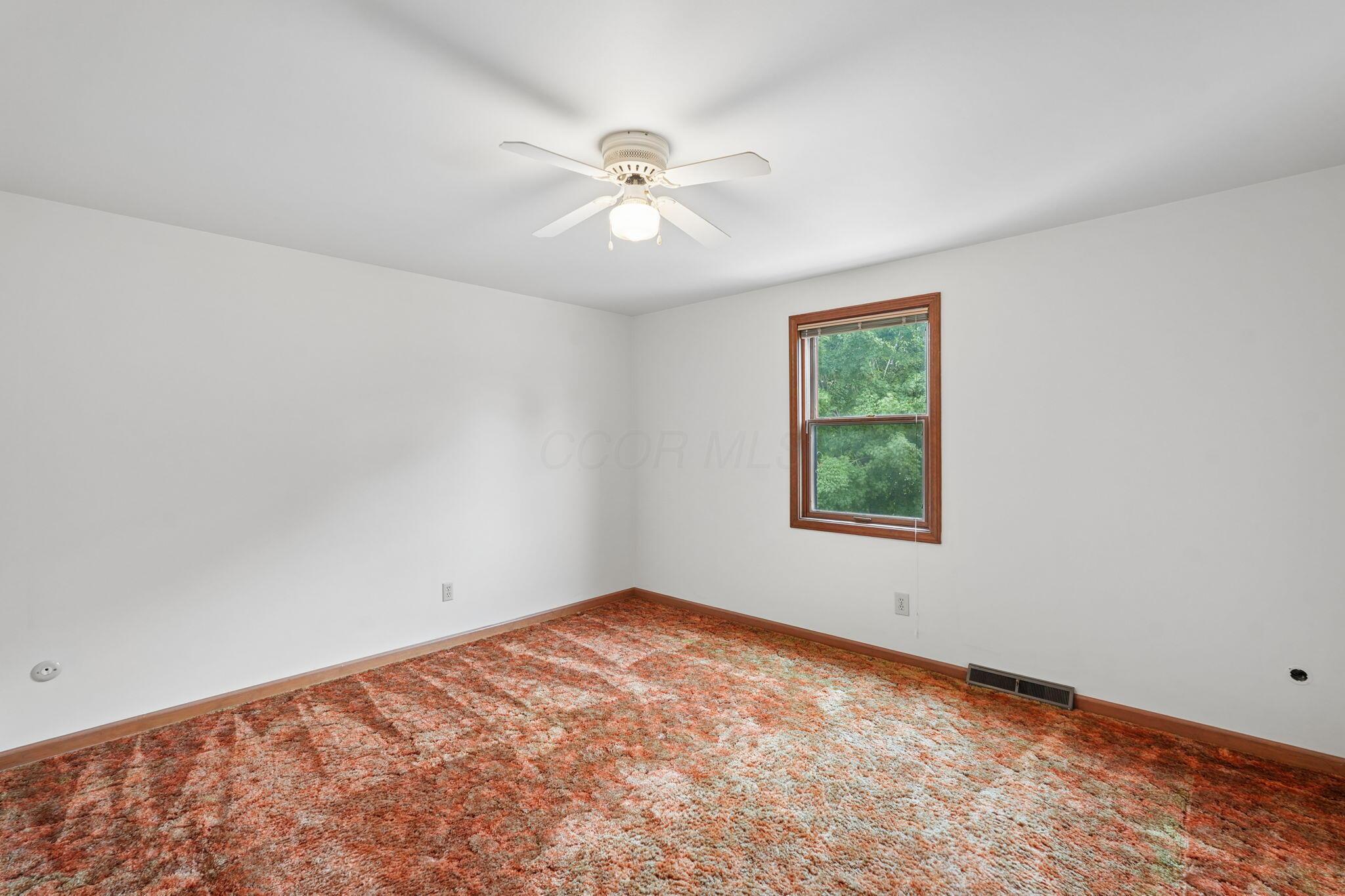 898 Plum Ridge Columbus, OH 43213 - Photo 29 of 45 26-web-or-mls-898-plum-ridge-road