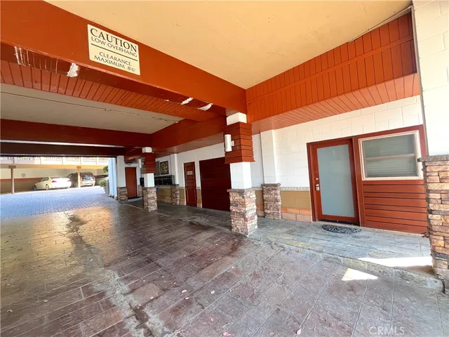 $3,595 | 100 Cliff Drive, Unit 5, Laguna Beach, CA 92651