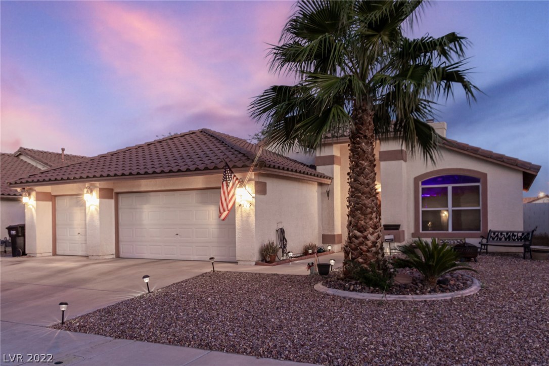 4319 Blushed Meadows Road North Las Vegas, NV 89031 - Photo 3 of 29