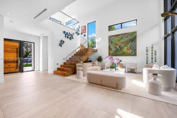 $5,395,000 | 7900 Southwest 54th Avenue, Miami, FL 33143