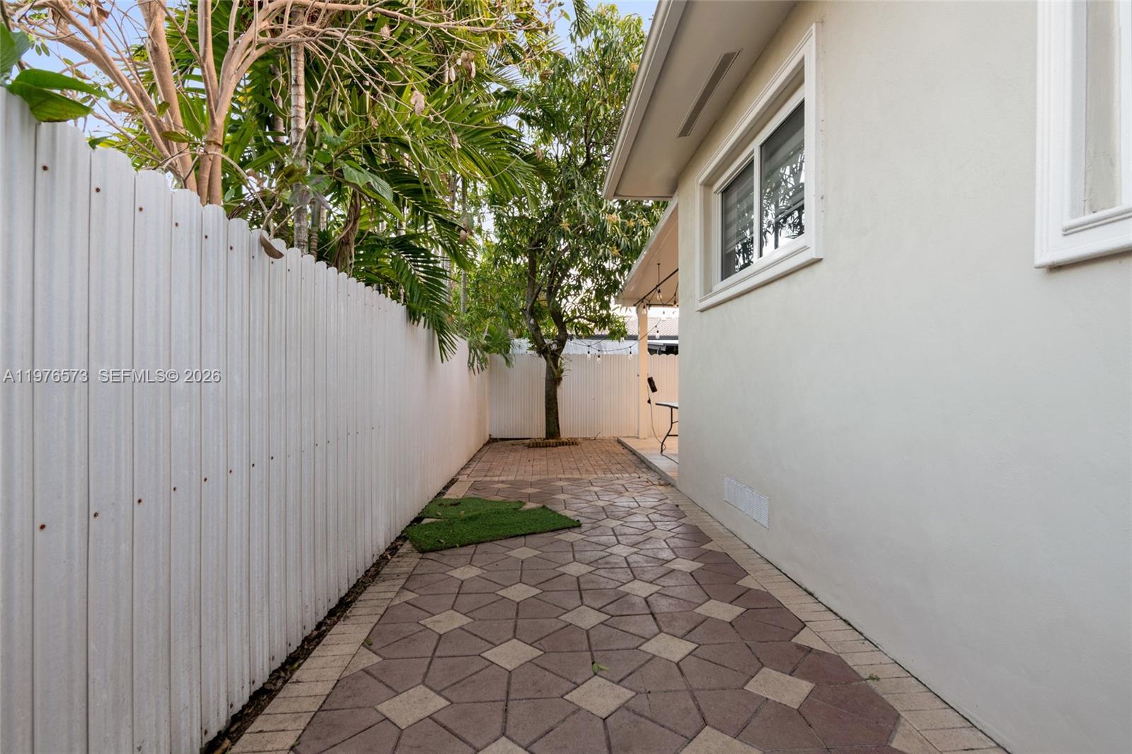 1620 Southwest 19th Street, Unit 1620 Miami, FL 33145 - Photo 17 of 28