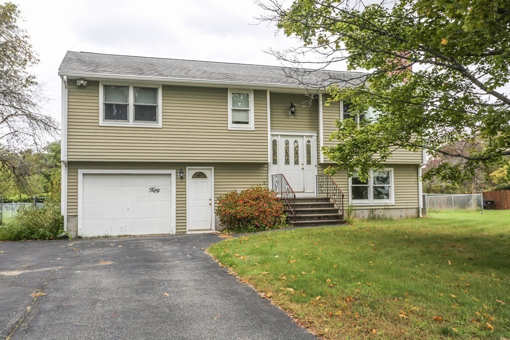 50 Hamilton Road Northborough, MA 01532 - Photo 2 of 16