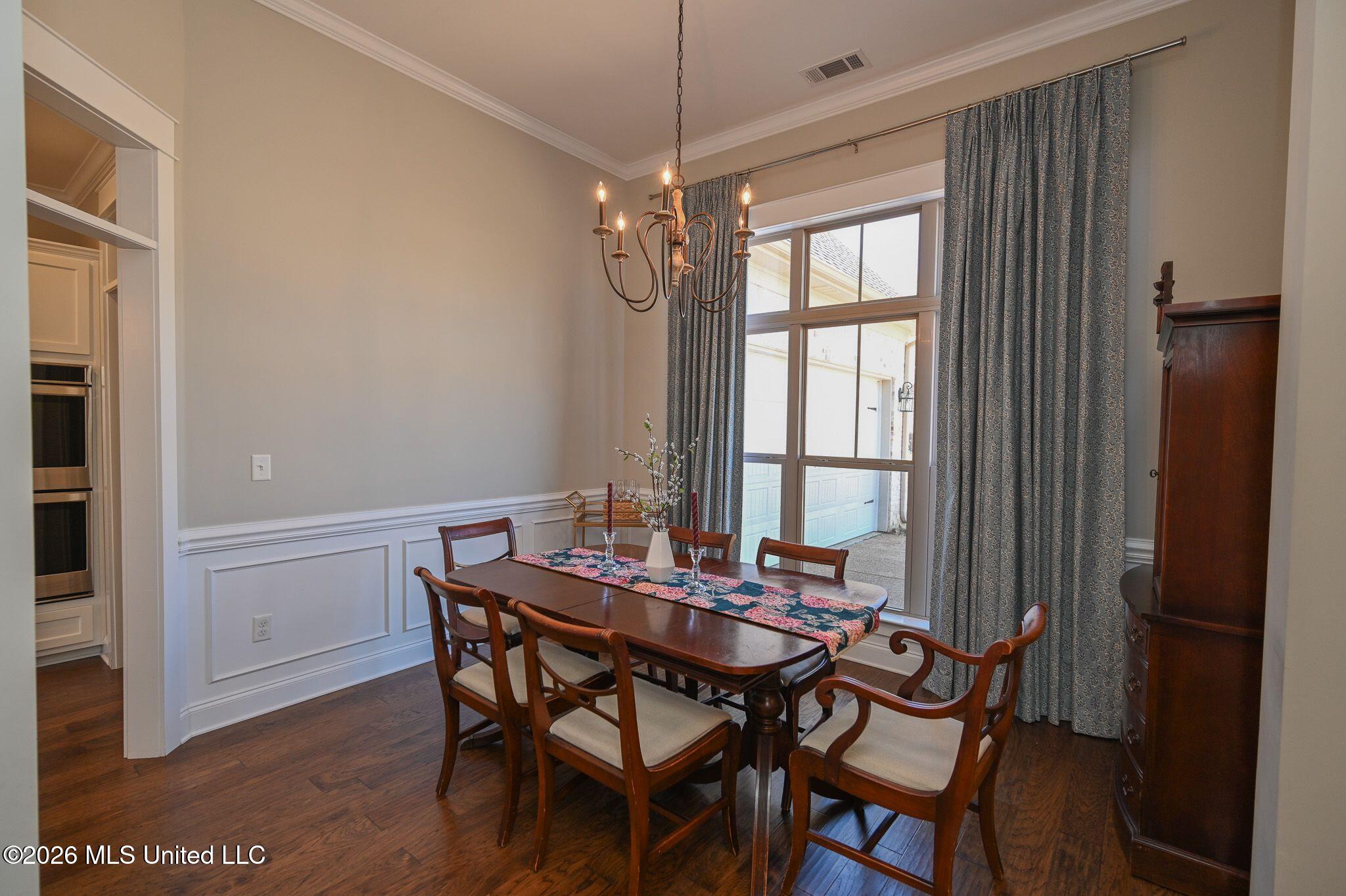 3758 Madison Ridge Hernando, MS 38632 - Photo 11 of 40 Dining room