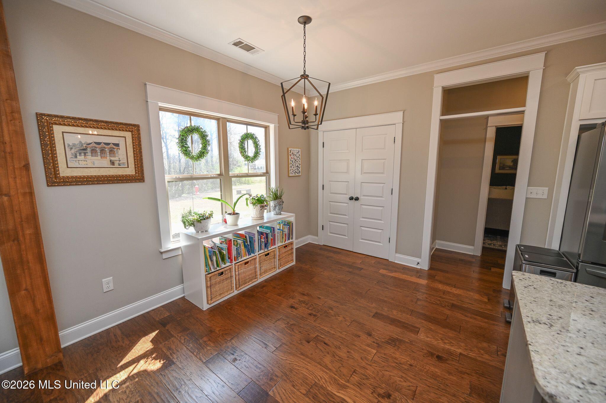3758 Madison Ridge Hernando, MS 38632 - Photo 22 of 40 Eat-in kitchen