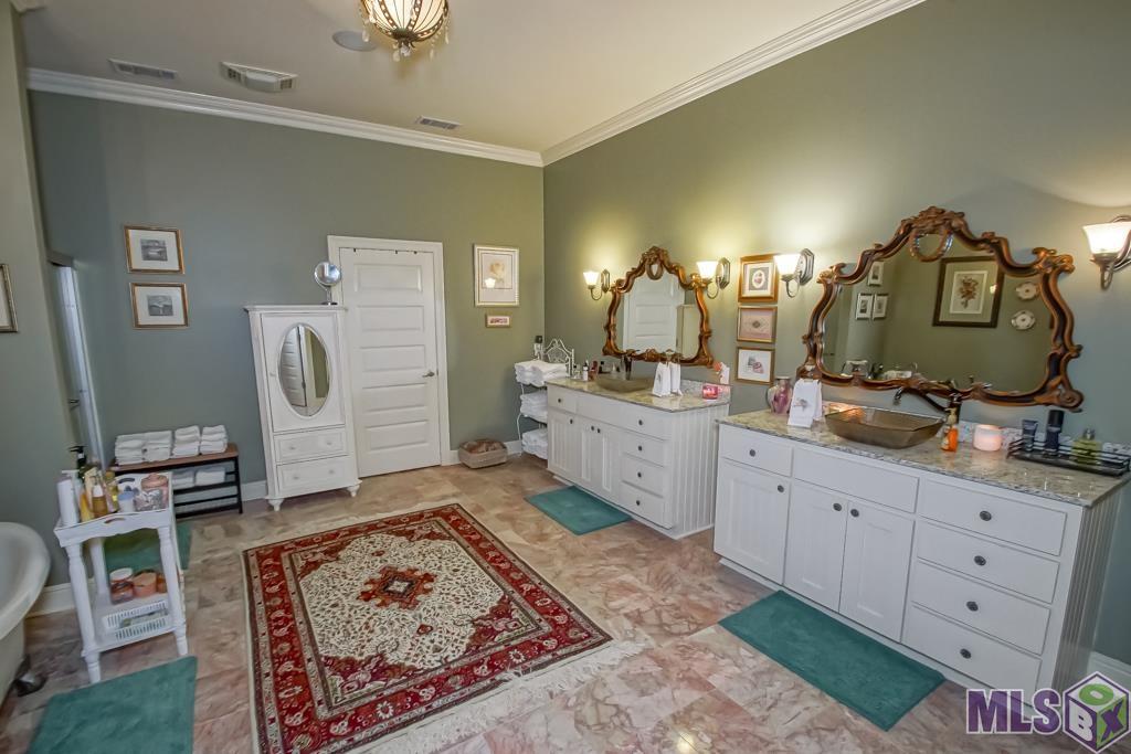 32416 Briarwood Road Walker, LA 70785 - Photo 11 of 34