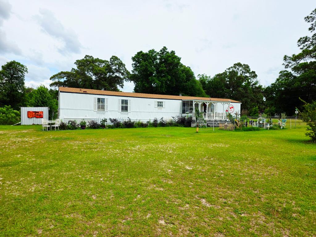 151 Clover Street Gordon, AL 36343 - Photo 3 of 40