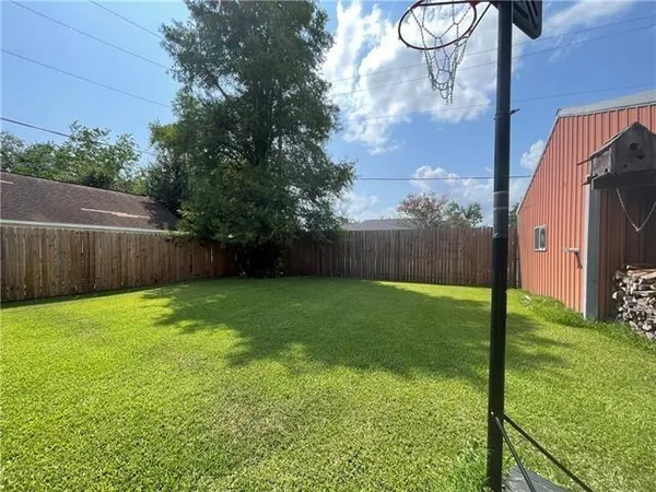 $2,000 | 12 River Park Drive, Hahnville, LA 70057