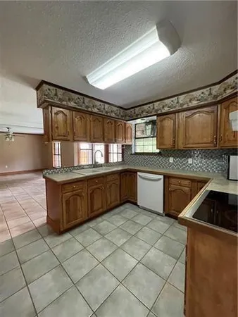 $2,000 | 12 River Park Drive, Hahnville, LA 70057